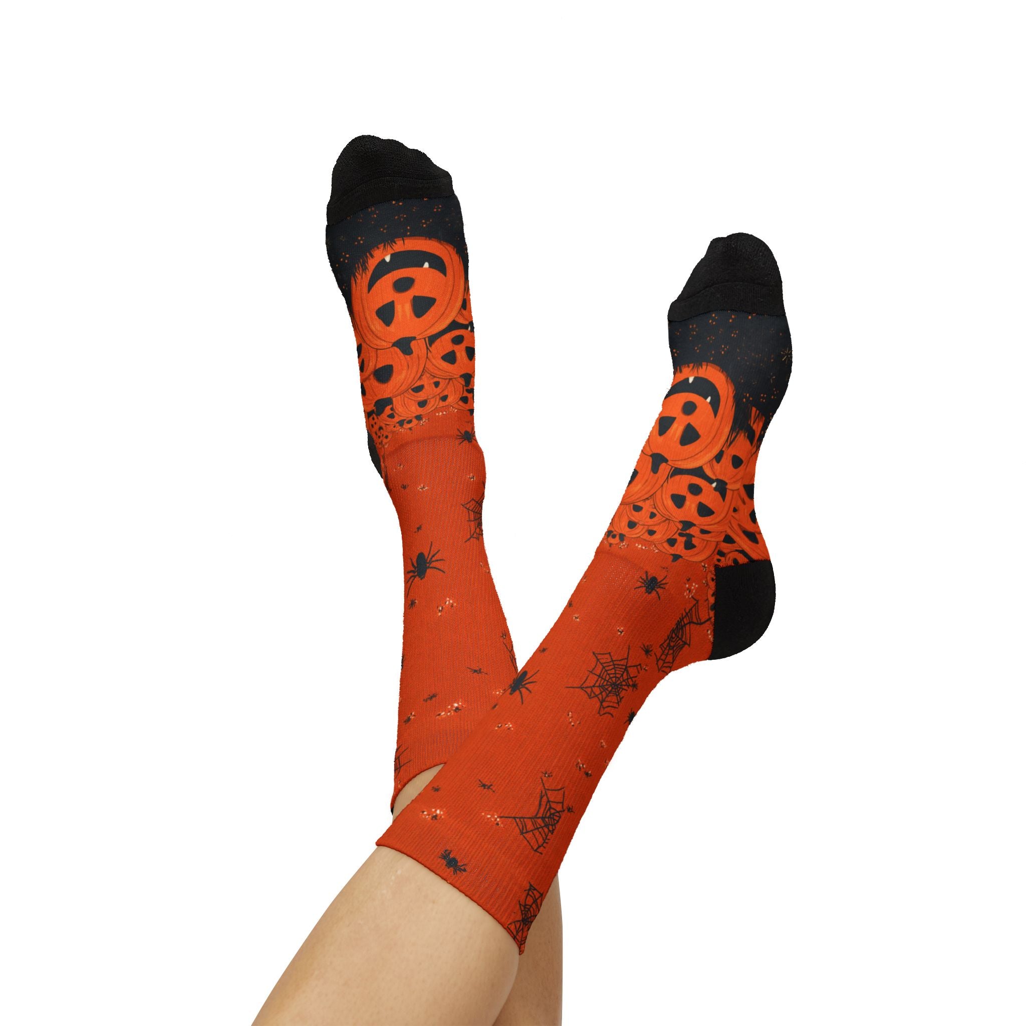 Jack-o-lantern Halloween crew socks, classic pumpkin print