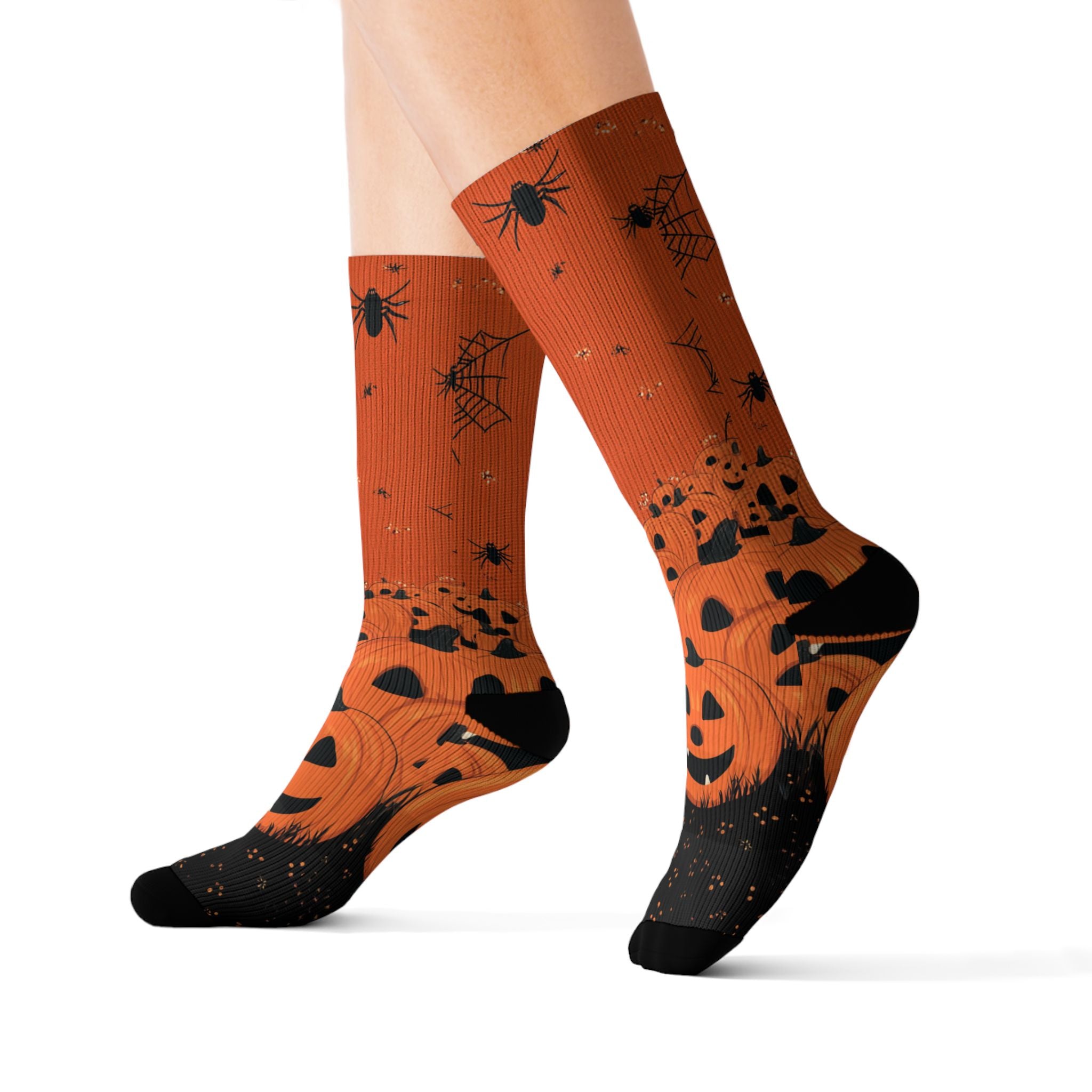 Jack-o-lantern Halloween crew socks, classic pumpkin print