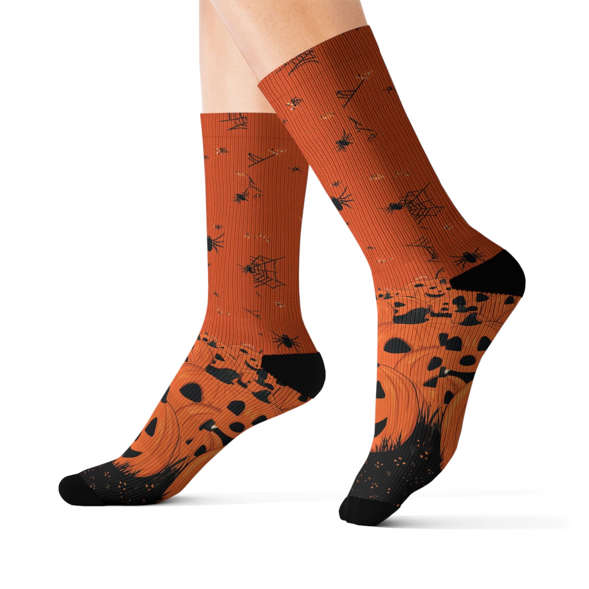 Jack-o-lantern Halloween crew socks, classic pumpkin print
